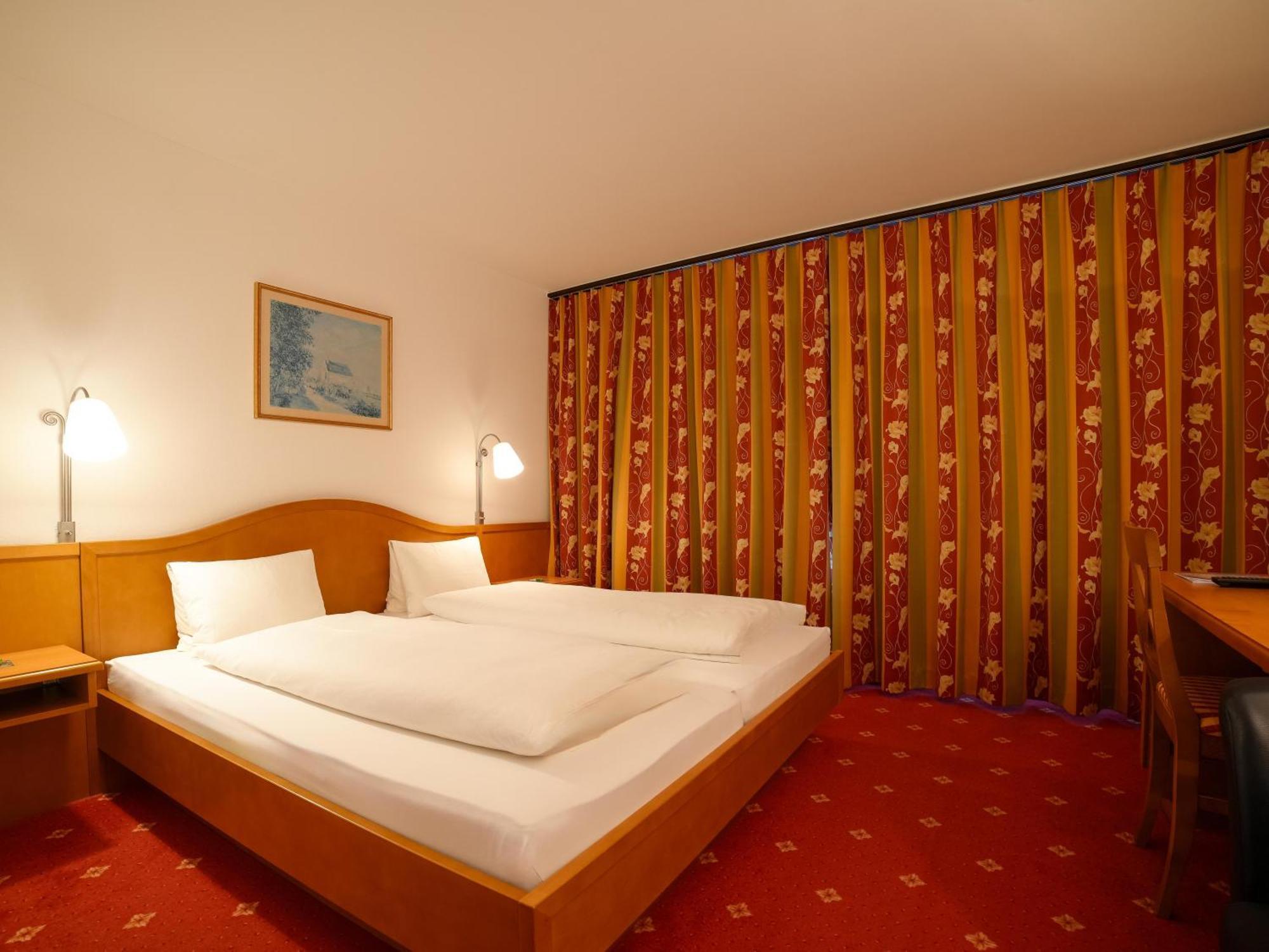 Hotel Toggenburg ウィルトハウス エクステリア 写真