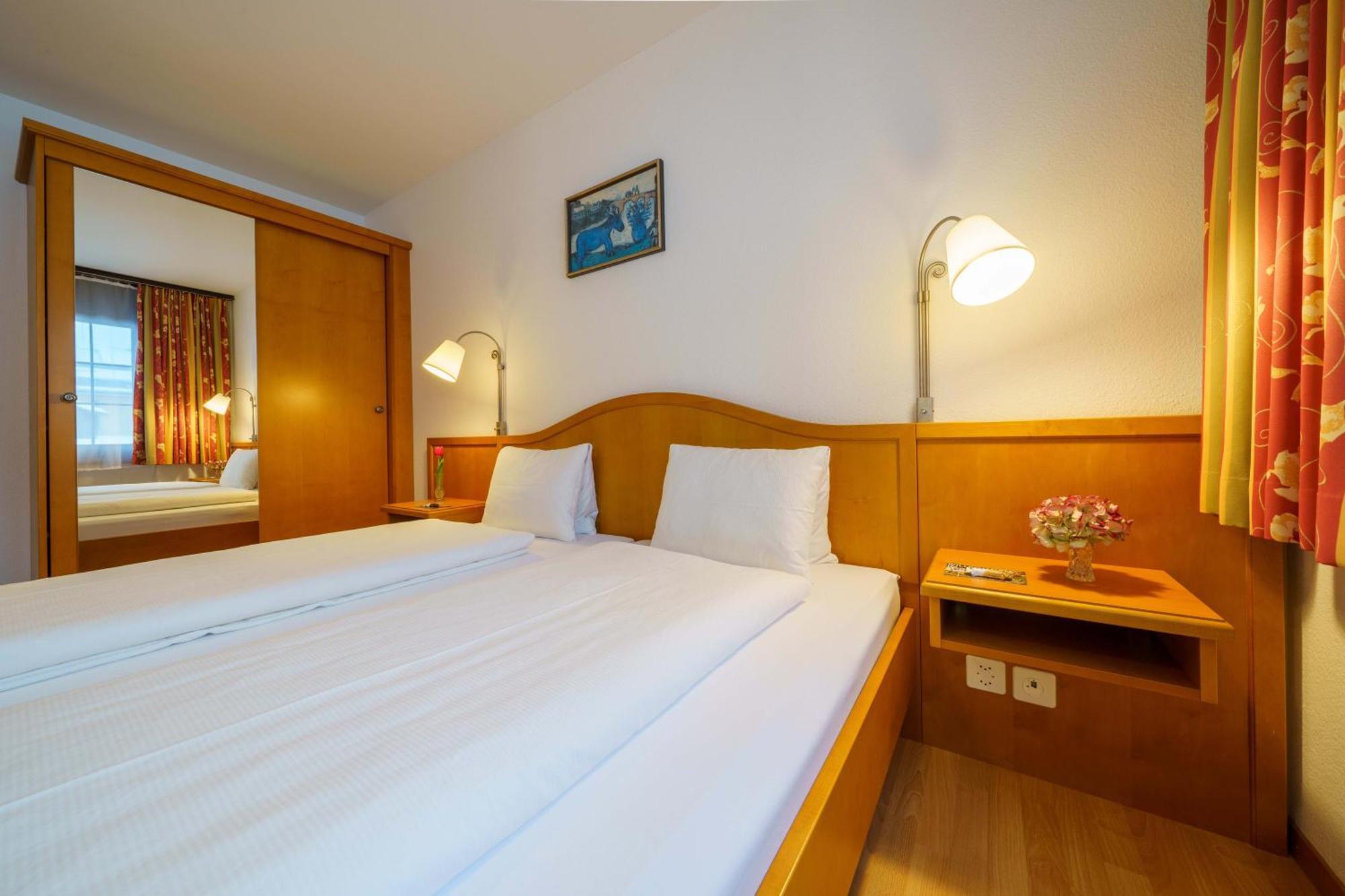 Hotel Toggenburg ウィルトハウス エクステリア 写真