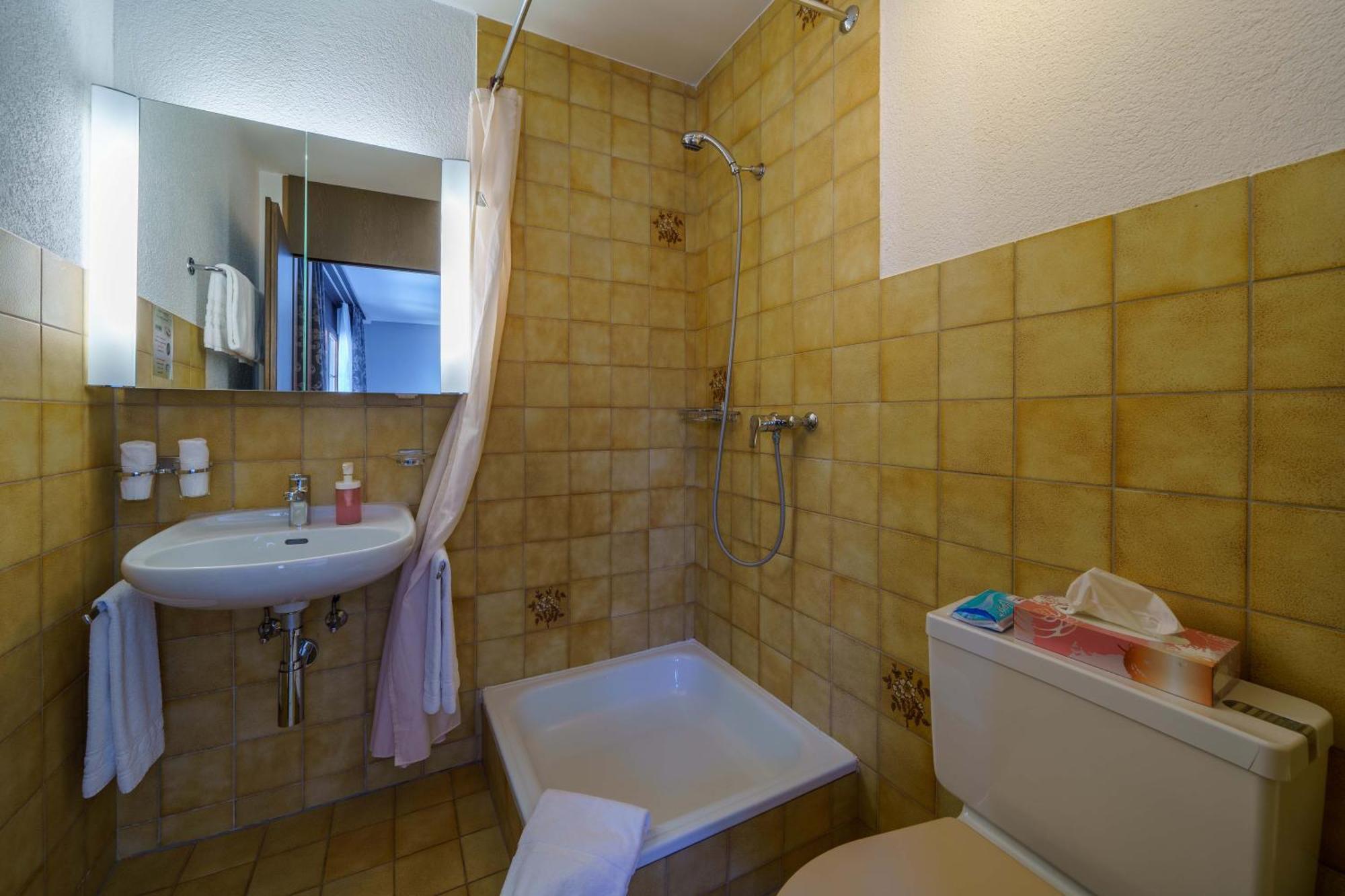 Hotel Toggenburg ウィルトハウス エクステリア 写真